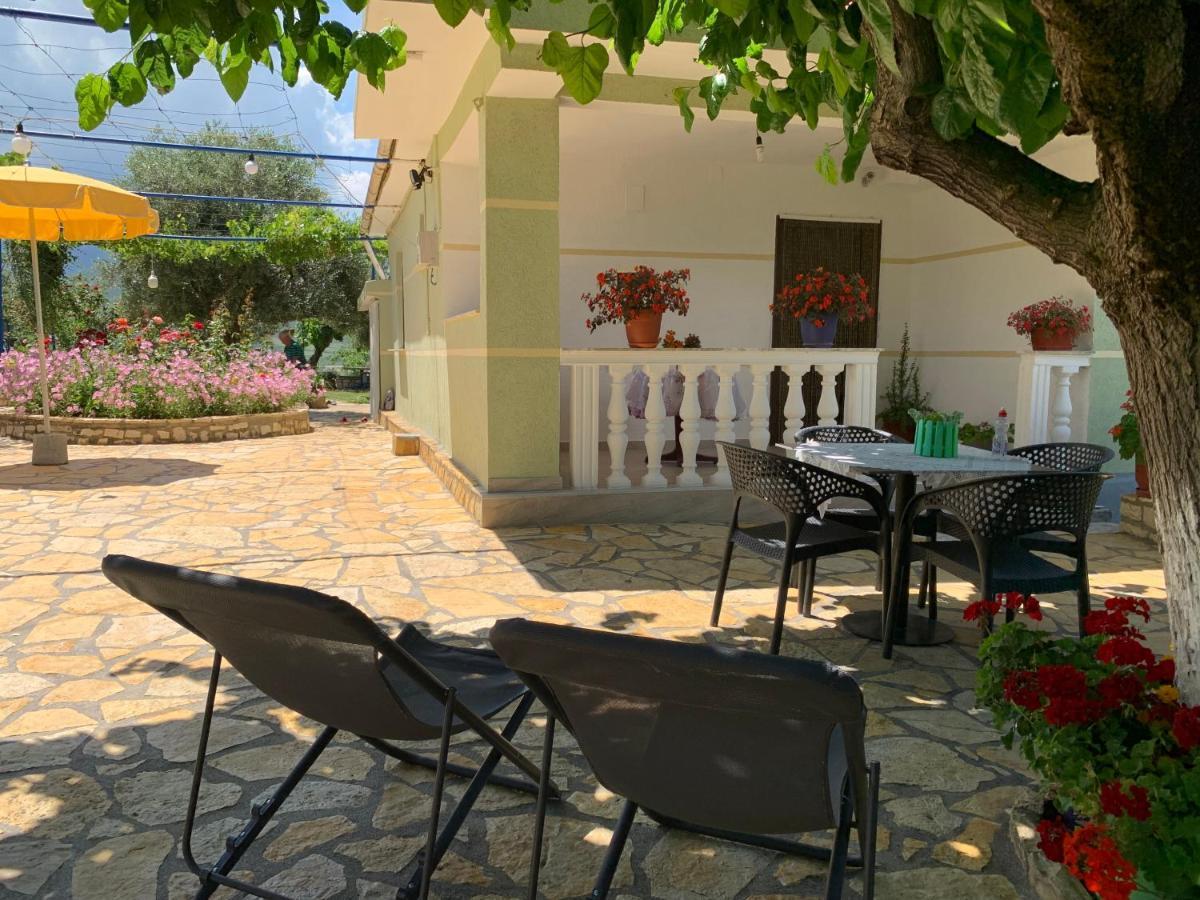 Vjosa Guest House Memaliaj Extérieur photo