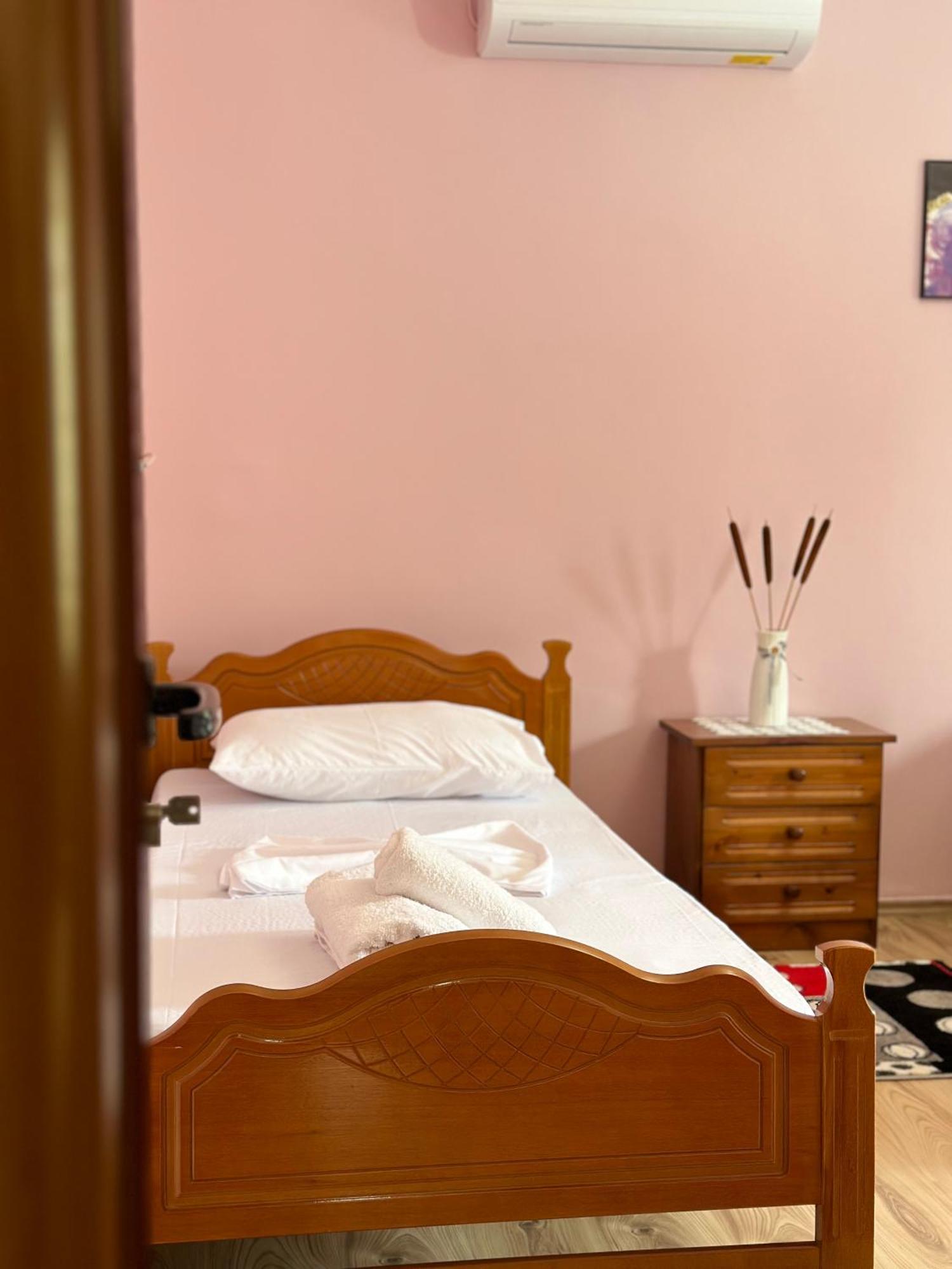 Vjosa Guest House Memaliaj Extérieur photo