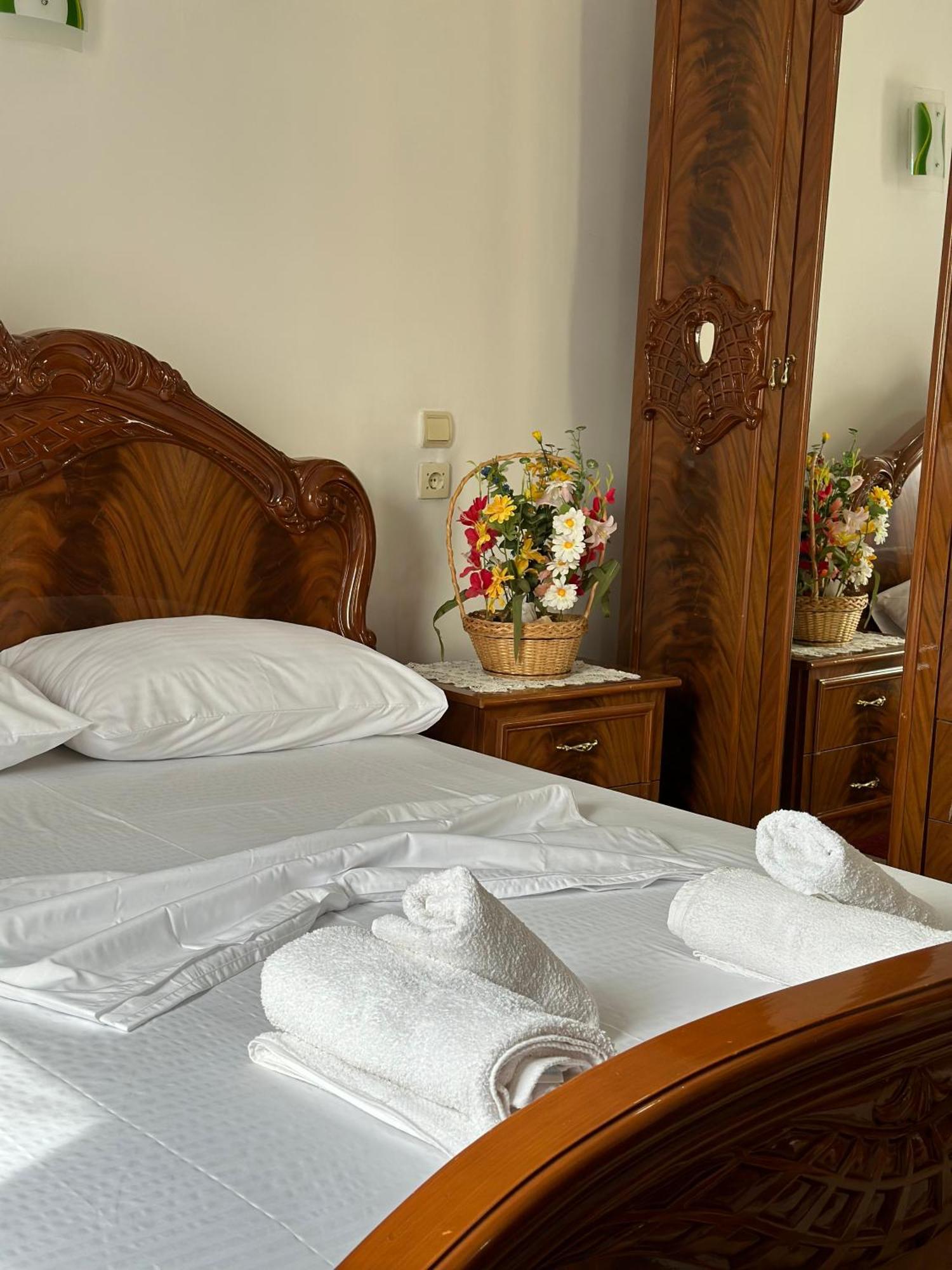 Vjosa Guest House Memaliaj Extérieur photo